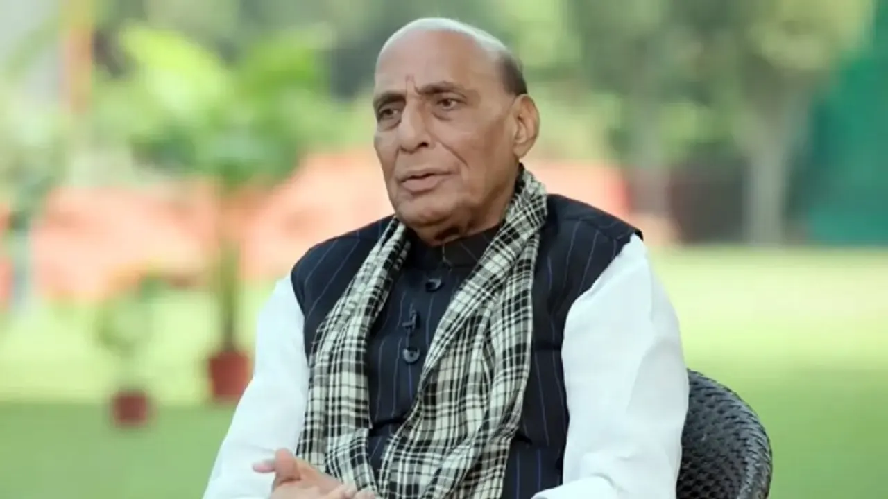 খালেদা জিয়ার মৃত্যুতে শোক জানাতে বাংলাদেশ হাইকমিশনে রাজনাথ সিং